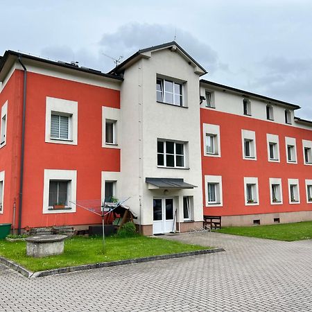 Apartman Arnultovice Rudnik Exteriér fotografie